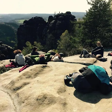In Saechsischer Schweiz Am Wasserfall アパート *