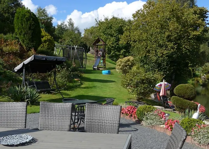 In Saechsischer Schweiz Am Wasserfall 利希滕海恩