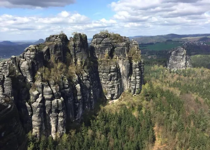 In Saechsischer Schweiz Am Wasserfall 公寓 *